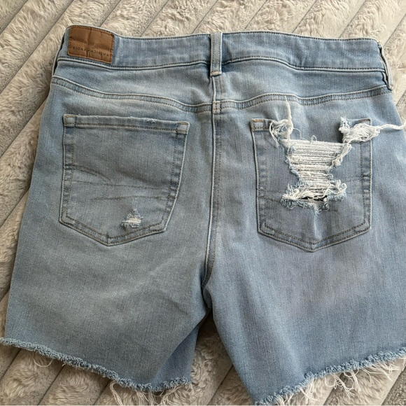 American Eagle distressed Jean shorts - Picture 2 of 3